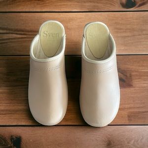 Sven Original Leather Clog (padded collar) - Nude/Light Tan - Size 40